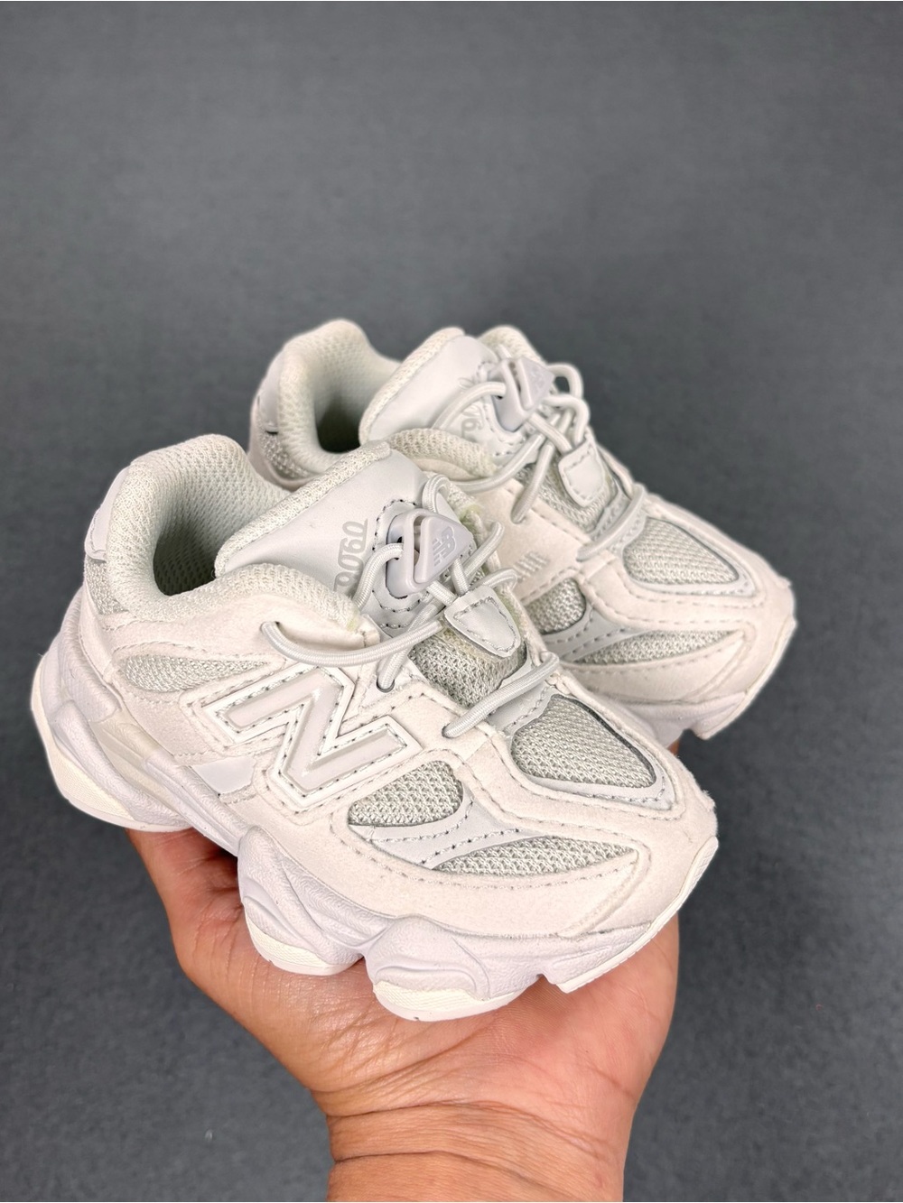 New Balance 9060 "Reflection" Little Kids Size 4C